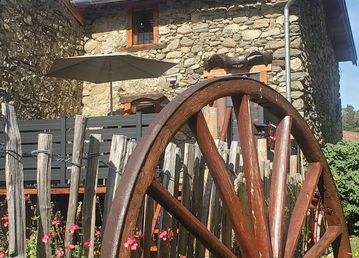 Gite La Grangette De Pauline Mercus-Garrabet Hébergement de vacances